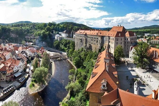 Private Transfer from Prague to Passau with stopover in Cesky Krumlov - Price and Value: An Investment in Comfort and Knowledge