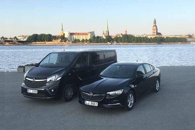 Private Transfer From Riga Airport to Hotel With English Speaking Driver - Key Points