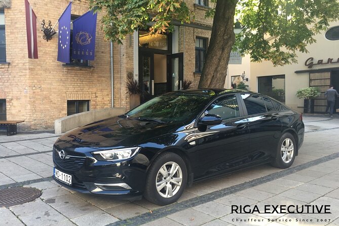 Private Transfer From Riga Airport to Hotel With English Speaking Driver - Pickup and Drop-off