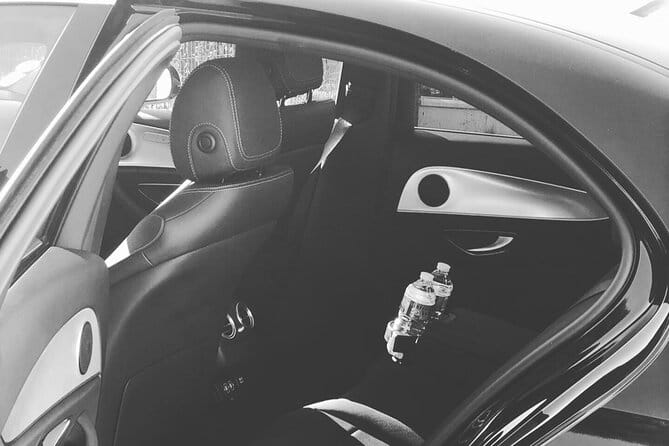 Private Transfer from Roissy CDG Airport to Disneyland Paris - The Real Deal: Private Transfers from Roissy CDG to Disneyland Paris