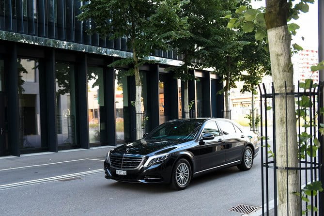 Private Transfer from Sankt-Moritz to Zurich Airport - The Sum Up
