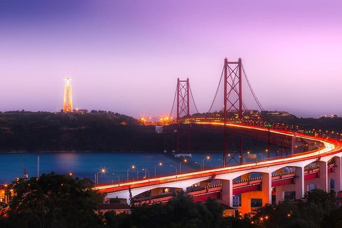 Private Transfer from Seville to Lisbon, 2 hours for sightseeing - Practical Tips for Travelers