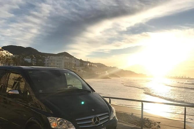 Private Transfer from Sitges to Barcelona Airport - Detailing the Journey and Experience