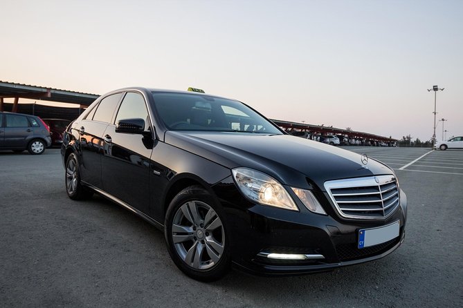 Private Transfer: Larnaca Airport to Protaras With Return 1-14 Pax - Vehicle Information