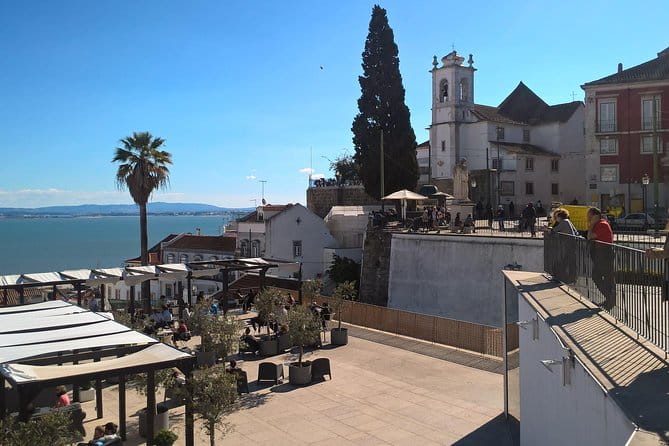 Private Transfer: Lisbon Airport to or from Lisbon Center - Who Is This Service Best For?