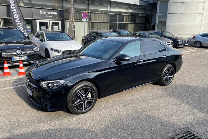 Private Transfer Paris from and to Airport (CDG, Orly, Beauvais) - The Sum Up