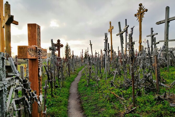 Private Transfer Riga - Hill of Crosses - Riga - Attraction Highlights