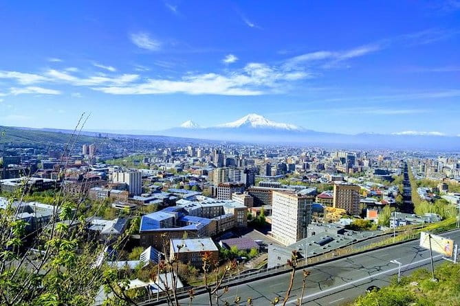 Private Transfer & Tour from Tbilisi to Yerevan or Yerevan to Tbilisi - Price and Logistics: Is it Worth It?