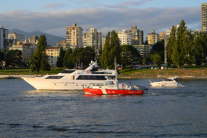 Private Transfer, Vancouver, BC to Vancouver International Airpot VIP, SEDAN - Group Size Limits