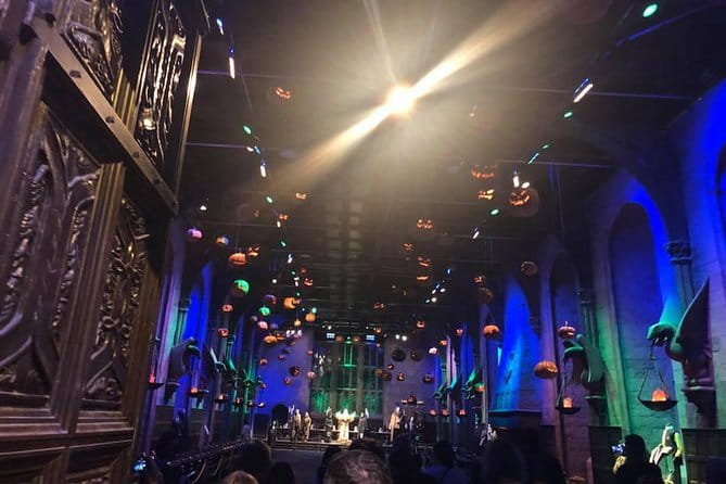 Private Transfers between London & Harry Potter Warner Studio - In-Depth Review: The Experience of Traveling from London to Harry Potter Warner Bros. Studio