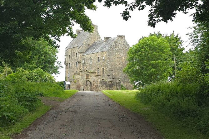 Private Travel to Outlander Filming Locations Across Scotland - Logistics and Practical Tips
