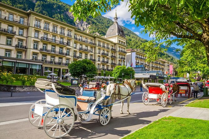 Private Trip from Geneva to Interlaken - The Aare River Walk: A Perfect Mountain Backdrop