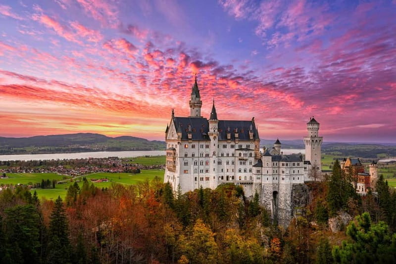 Private trip: Munich to Neuschwanstein Castle with tickets - Exploring Bavaria’s Fairy-Tale Landmark in Style: A Deep Dive
