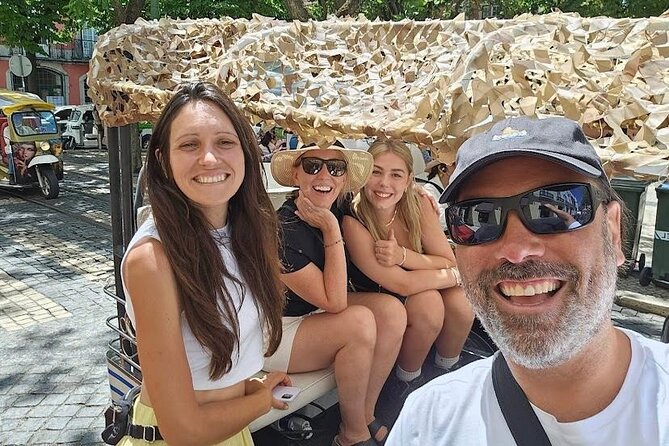 Private Tuk Tuk Tour in Old City Lisbon (Standard-1h30) - Inclusions and Exclusions