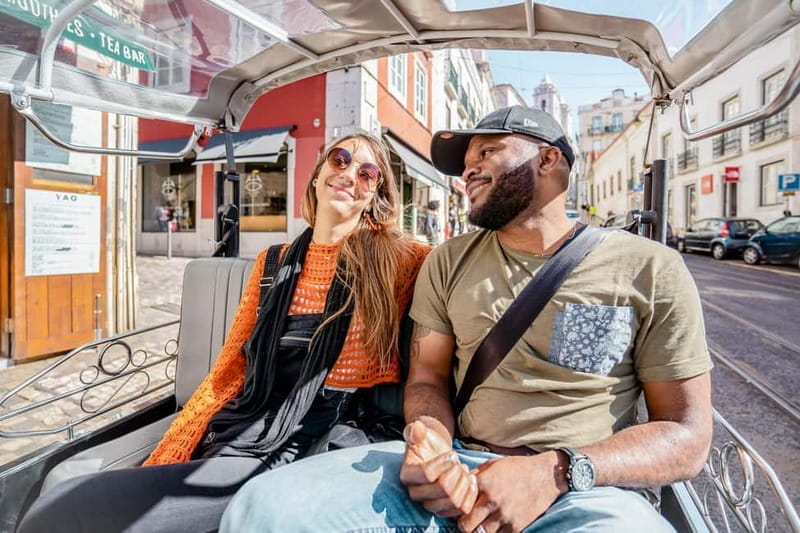 Private Tuk Tuk Tour Lisbon Old Town - Walking through Lisbon’s neighborhoods: what to expect