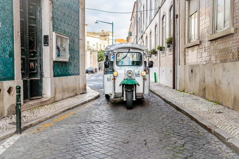 Private Tuk Tuk Tour Lisbon Old Town - The itinerary in detail: what makes each stop special