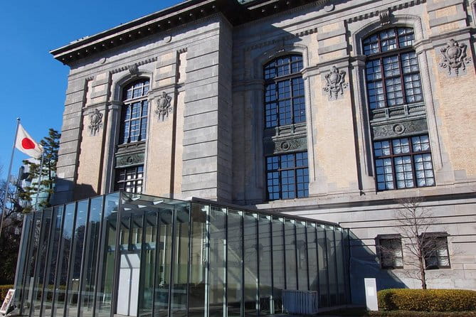 Private Ueno Park Architecture Walking Tour - Exploring the Tokyo National Museum