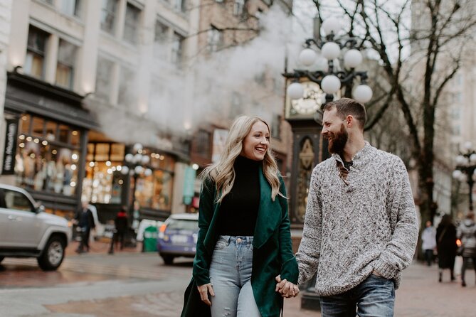 Private Vacation Photography Session With Local Photographer in Vancouver - Capturing Iconic Vancouver Locations