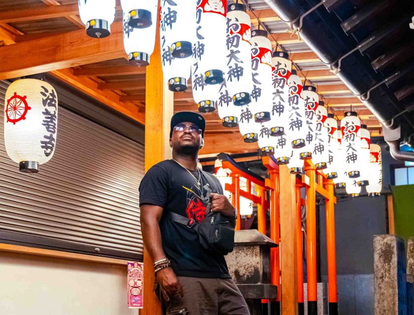 Private Vibrant Photoshoot Experience in Osaka - Getting to the Photoshoot