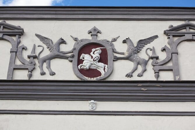 Private Vilnius Old Town Walking Tour - Exploring the Heart of Vilnius: Old Town Highlights