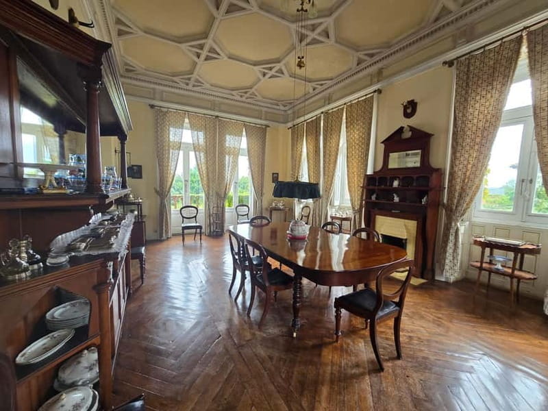 Private visit to the House of the Dukes of Almodovar in Comillas - Key Points / Takeaways