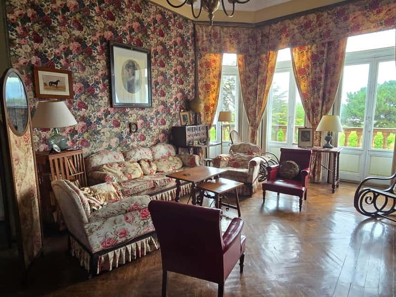 Private visit to the House of the Dukes of Almodovar in Comillas - Who Should Consider This Tour?