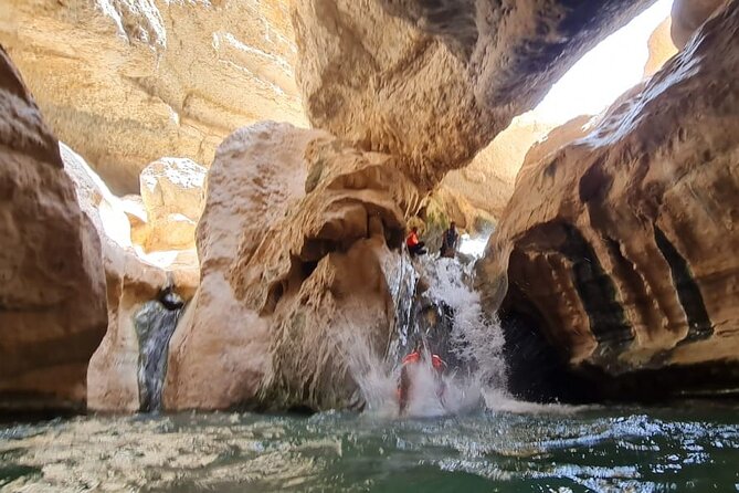 Private Wadi Shab - Bimmah Sinkhole - White Sand Beach - Full Day Tour - White Sand Beach Adventure