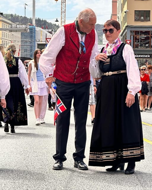 Private Walking Tour- Bergen Classics - What Makes the Guides Stand Out?