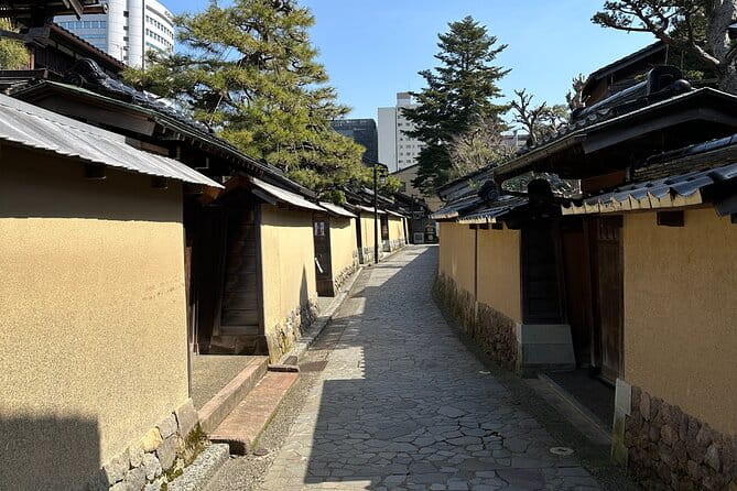 Private Walking Tour in Kanazawa With Local Guides - Booking Your Private Tour