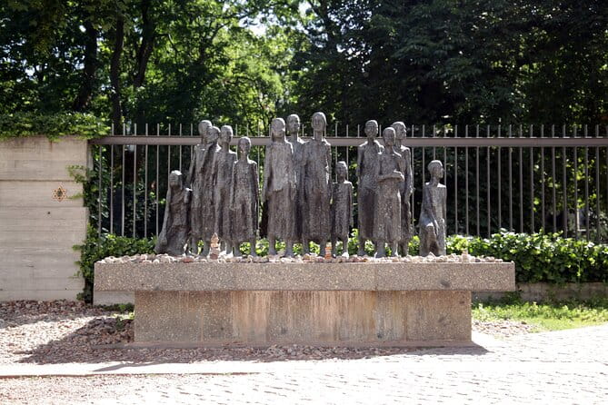 Private Warnemuende Shore Excursion: Third Reich Berlin - Holocaust Memorial and Topography of Terror: Remembering the Holocaust