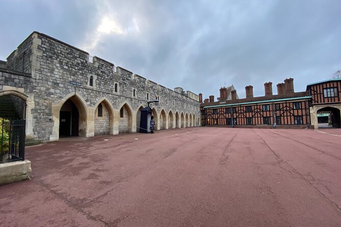 Private Windsor Castle, Stonehenge, The City of Bath Day Tour - Confirmation and Booking