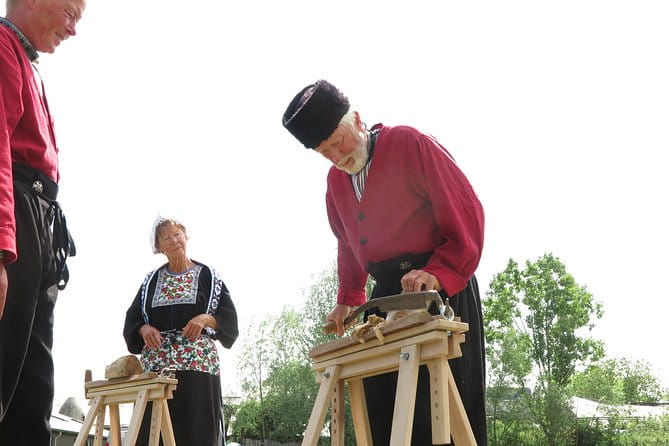 Private Workshop for Wooden Shoe Making in Simonehoeve - The Authenticity and Unique Aspects of the Experience