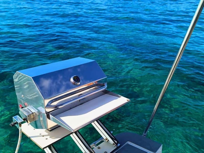 Private Yacht Tour with Gourmet Barbecue and Sunset at Papagayo Beaches - Price and Logistics