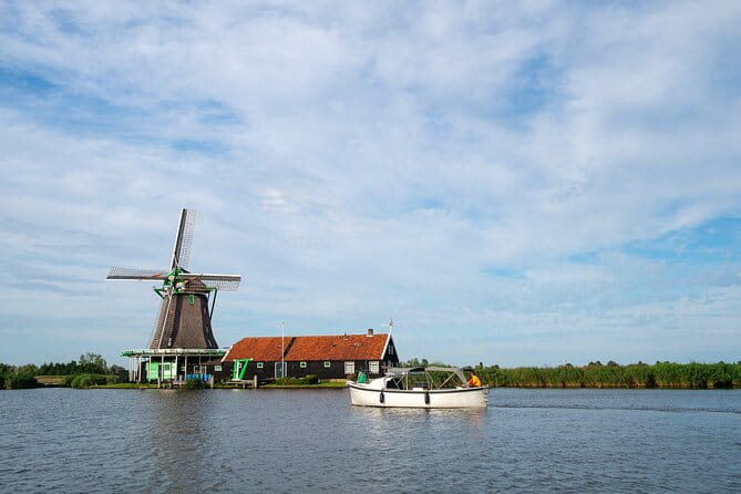 Private Zaanse Schans Windmill Cruise On Luxury Boat - The Charm of Wormerveer and Its Industrial Heritage