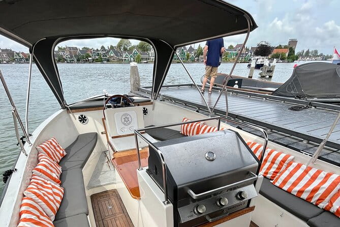 Private Zaanse Schans Windmill Cruise On Luxury Boat - FAQ