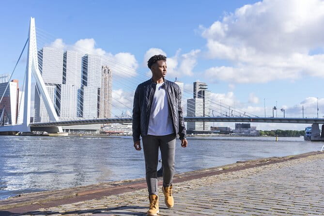 Professional Tinder Photo Session in Amsterdam - The Sum Up