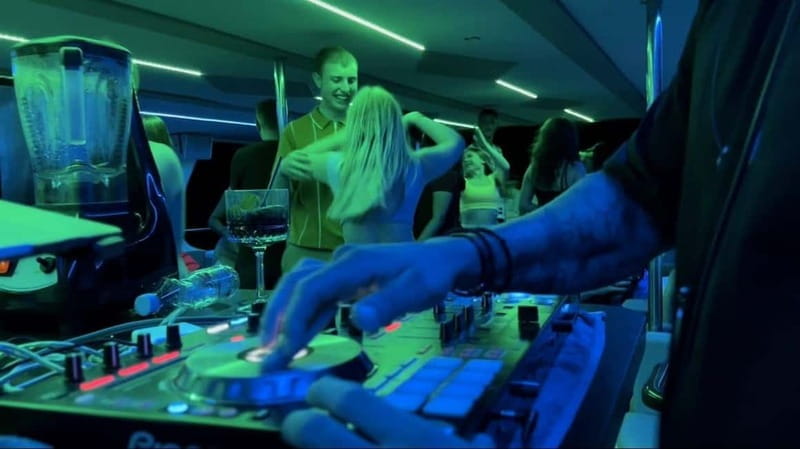 Protaras: 80s and 90s Sunset Cruise with Cypriot Dinner & DJ - Who Should Consider This Cruise?