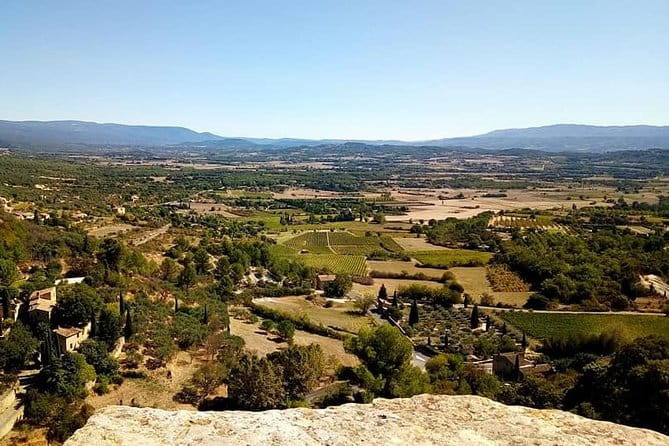Provence Wineries and Luberon Villages Day Trip from Aix-en-Provence - Wrapping It Up: Who Is This Tour Best For?