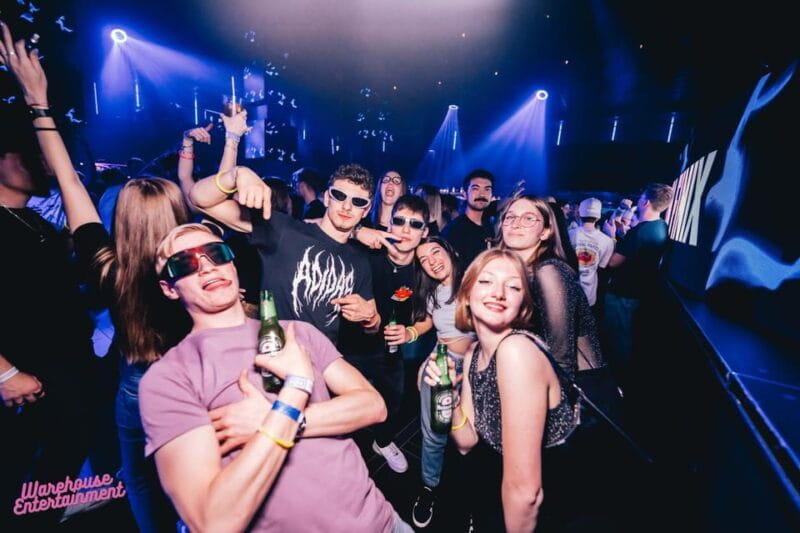 Pub Crawl with Shots and Night Club I Prague - Who Would Love This Tour?