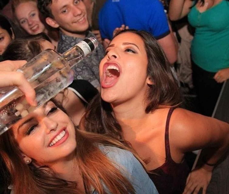 Pubcrawl Barcelona by E-volve - Key Points