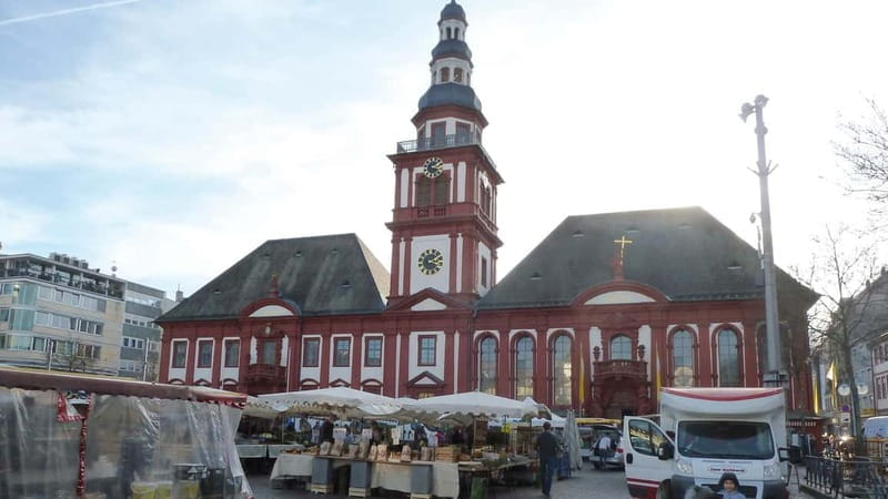 Public tour With Bertha Benz through the city of inventors Costume tour - Who Would Love This Tour?