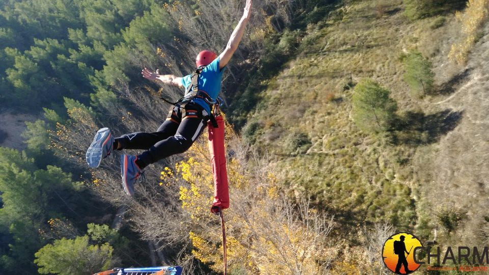 Puenting Alcoi: 3-Second Free Fall With Triple Security - The Thrill of Free Falling