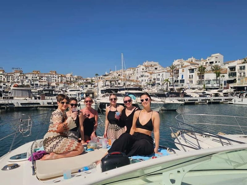 Puerto Banús: Bachelorette party on a yacht - Why a Yacht Bachelorette Party in Puerto Banús is a Smart Choice