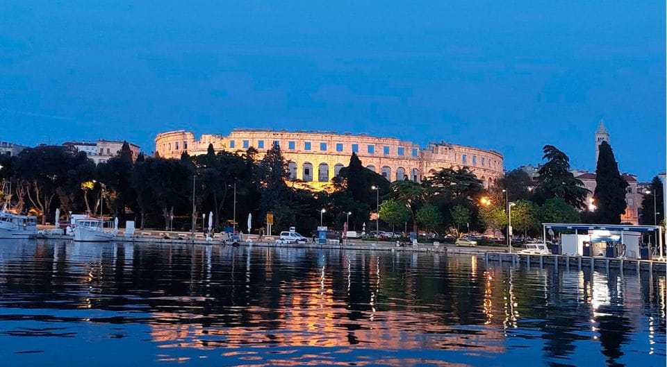 Pula: Harbor Cruise With Unlimited Drinks - Historical Significance of Landmarks