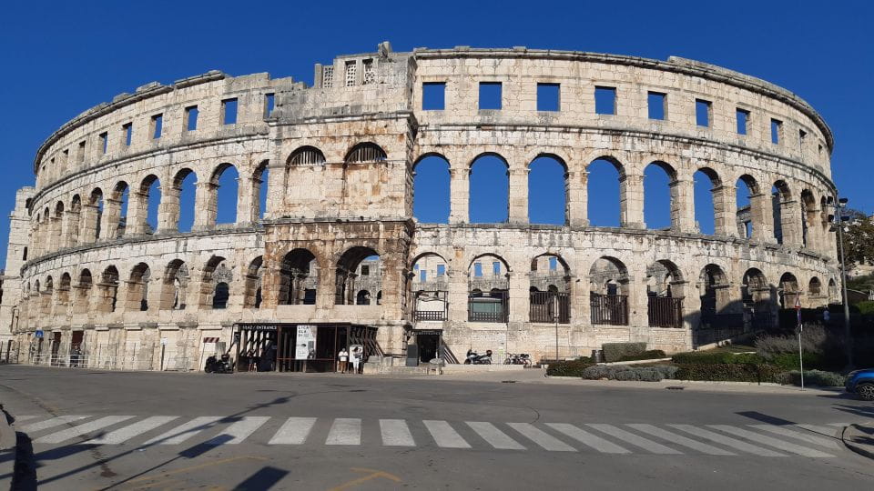 Pula: Historic Sites Private Walking Tour - Accessibility and Restrictions