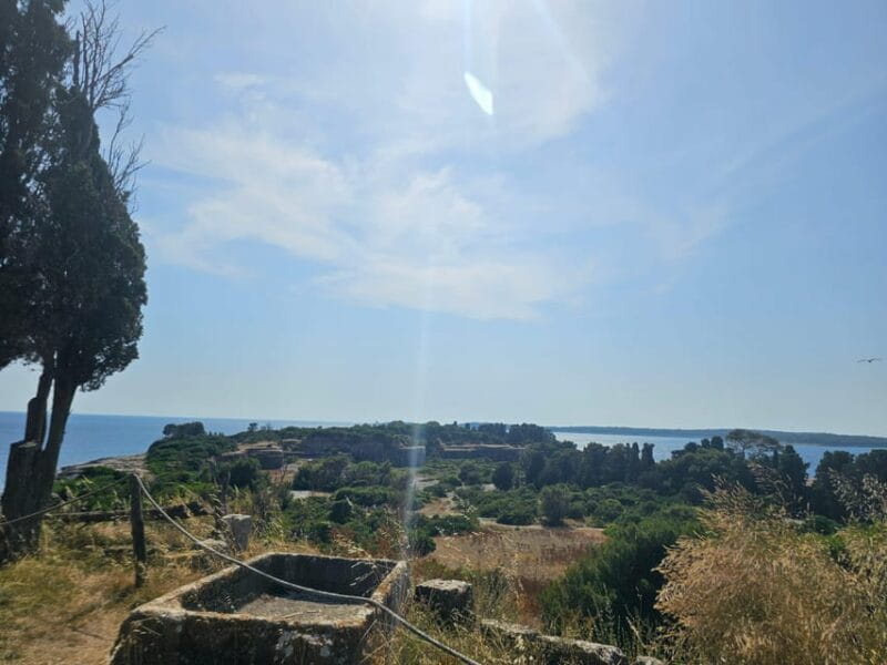 Pula: Kayak Tour to Island St. Jerolim and Kozada - FAQ