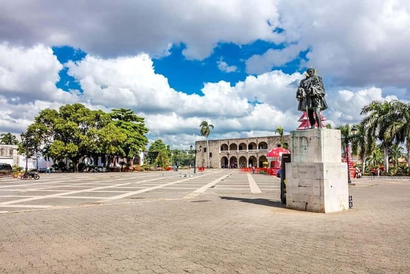 Punta Cana: Santo Domingo Colonial City Tour with Lunch - Key points / Takeaways