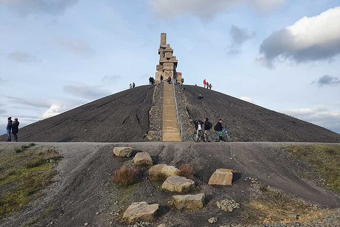 Puzzle scavenger hunt around the Gelsenkirchen stairway to heaven - Who Will Love This Experience?