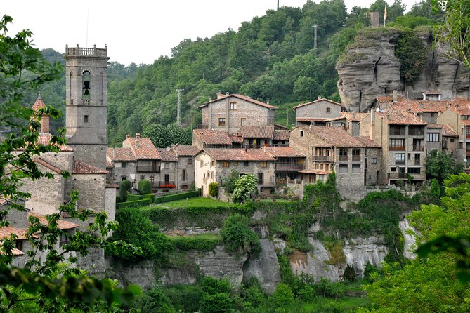 Pyrenees Medieval Village Hike From Barcelona - Included Amenities and Perks