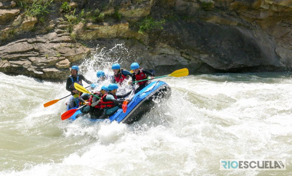 Pyrenees: Rafting in the Kingdom of the Mallos - Detailed Itinerary
